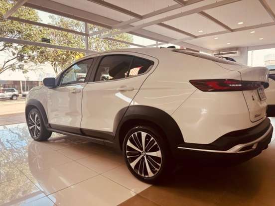 FIAT-FASTBACK-2022