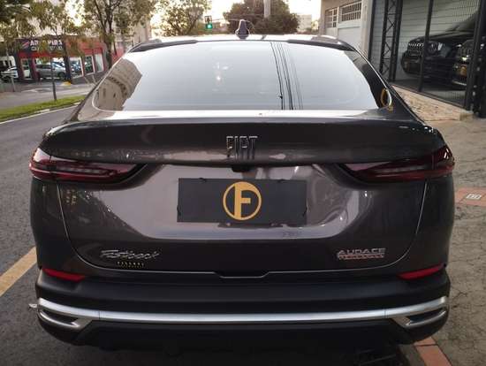 FIAT-FASTBACK-2024