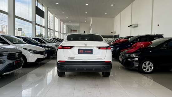 FIAT-FASTBACK-2025