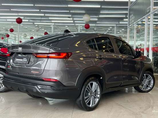 FIAT-FASTBACK-2024