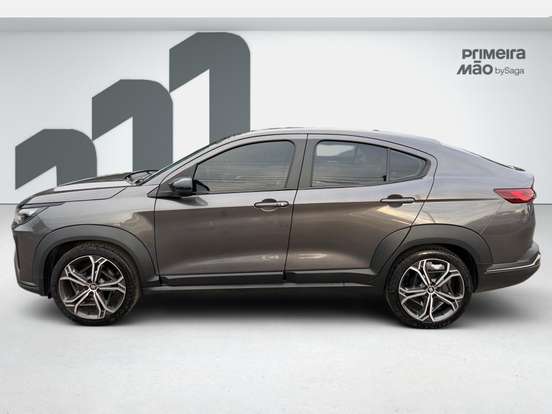 FIAT-FASTBACK-2024