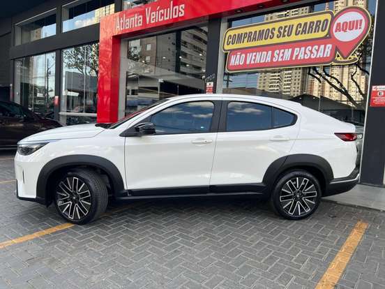 FIAT-FASTBACK-1.0 TURBO 200 HYBRID AUDACE CVT FIAT-FASTBACK-2025