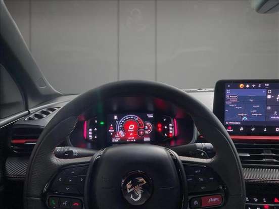FIAT-FASTBACK-2024