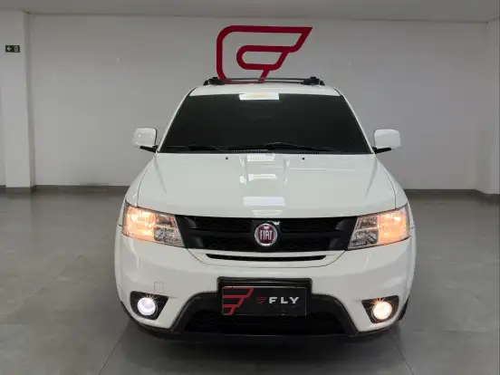 FIAT-FREEMONT-2012