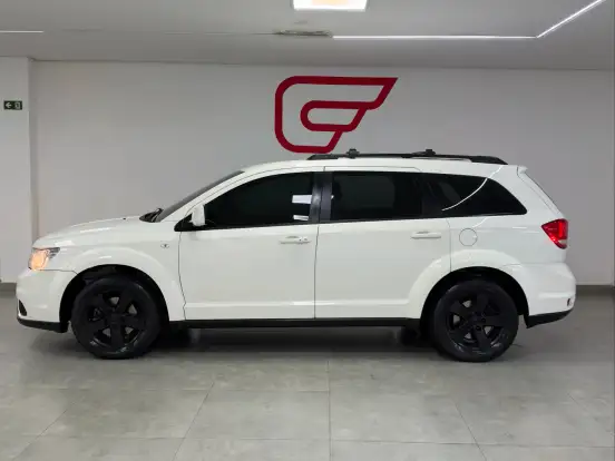 FIAT-FREEMONT-2.4 PRECISION 16V GASOLINA 4P AUTOMÁTICO FIAT-FREEMONT-2012