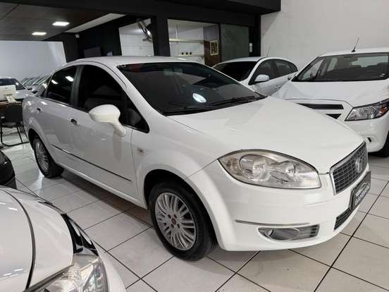 FIAT-LINEA-1.8 ESSENCE 16V FLEX 4P MANUAL FIAT-LINEA-2013