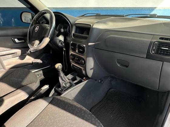 FIAT PALIO 1.6 TREKKING WEEKEND 16V FLEX 4P MANUAL