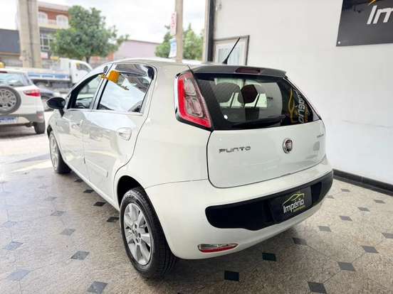 FIAT-PUNTO-1.4 ATTRACTIVE 8V FLEX 4P MANUAL FIAT-PUNTO-2015