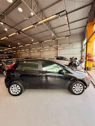 FIAT-PUNTO-2011