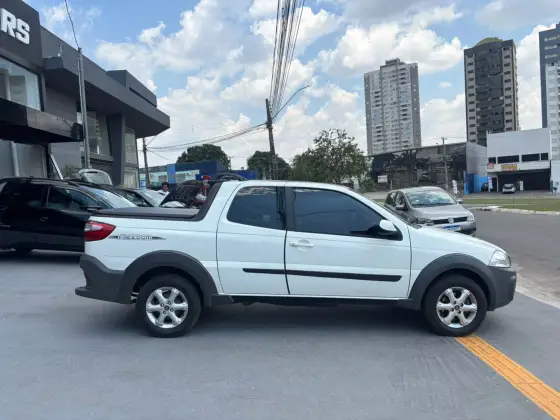 FIAT STRADA 1.4 MPI FREEDOM CD 8V FLEX 3P MANUAL