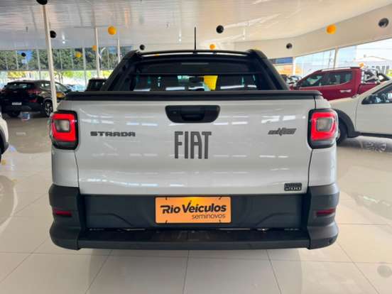 FIAT-STRADA-1.0 TURBO 200 FLEX ULTRA CD CVT FIAT-STRADA-2025