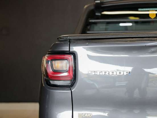 FIAT-STRADA-1.3 FIREFLY FLEX FREEDOM CS MANUAL FIAT-STRADA-2020