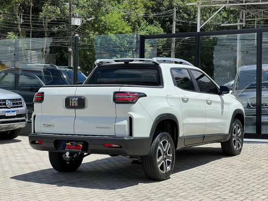 FIAT-TORO-1.3 TURBO 270 FLEX FREEDOM AT6 FIAT-TORO-2025