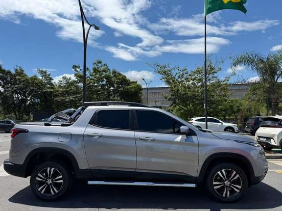 FIAT-TORO-1.3 TURBO 270 FLEX FREEDOM AT6 FIAT-TORO-2023