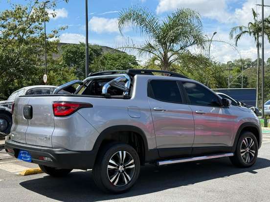 FIAT-TORO-2023