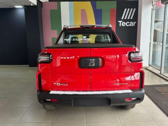 FIAT-TORO-1.3 TURBO 270 HYBRID VOLCANO AT6 FIAT-TORO-2026