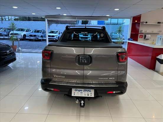FIAT-TORO-1.8 16V EVO FLEX FREEDOM AT6 FIAT-TORO-2017