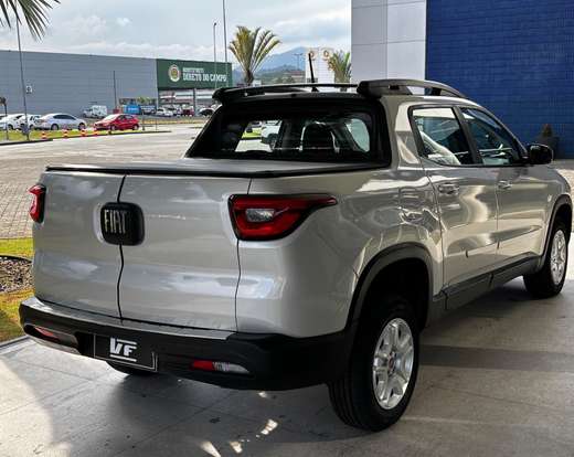 FIAT-TORO-2017