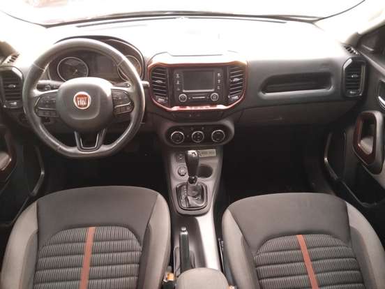 FIAT-TORO-2017