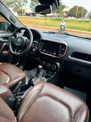 FIAT-TORO-2020