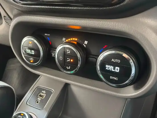 FIAT-TORO-2.0 16V TURBO DIESEL VOLCANO 4WD AT9 FIAT-TORO-2017