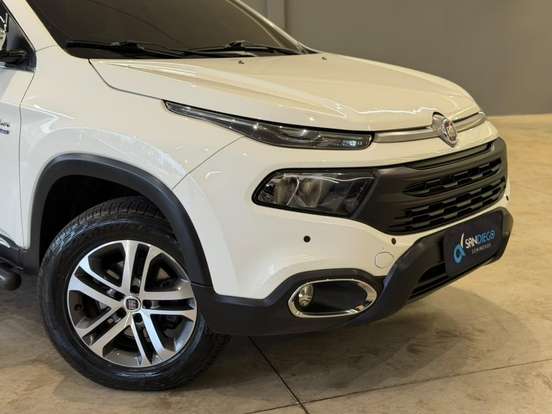 FIAT-TORO-2.0 16V TURBO DIESEL ENDURANCE 4WD AT9 FIAT-TORO-2019