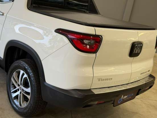 FIAT-TORO-2.0 16V TURBO DIESEL ENDURANCE 4WD AT9 FIAT-TORO-2019