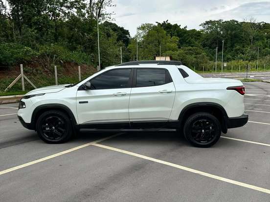 FIAT-TORO-2.0 16V TURBO DIESEL ULTRA 4WD AT9 FIAT-TORO-2023