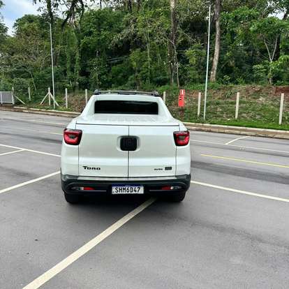 FIAT-TORO-2023