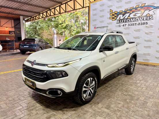 FIAT-TORO-2017