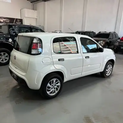 FIAT-UNO-2020