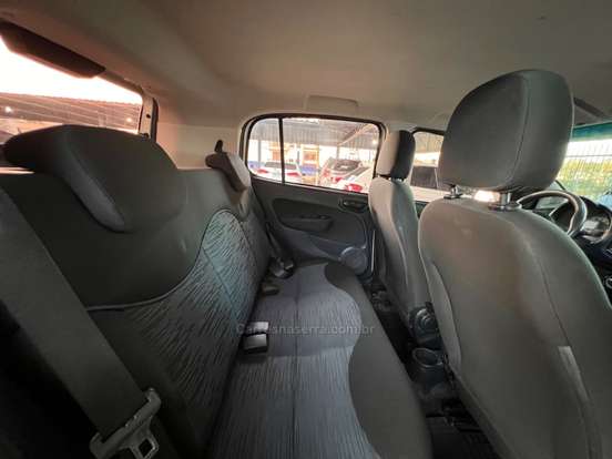 FIAT-UNO-1.0 EVO ATTRACTIVE 8V FLEX 4P MANUAL FIAT-UNO-2014