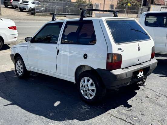 FIAT-UNO-1.0 MPI MILLE FIRE ECONOMY 8V FLEX 2P MANUAL FIAT-UNO-2010