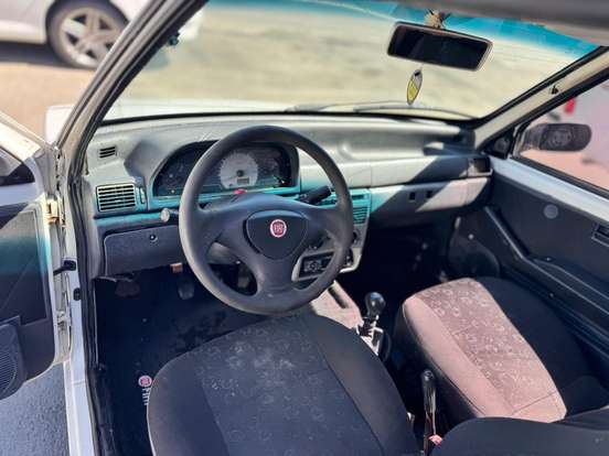 FIAT-UNO-1.0 MPI MILLE FIRE ECONOMY 8V FLEX 2P MANUAL FIAT-UNO-2010