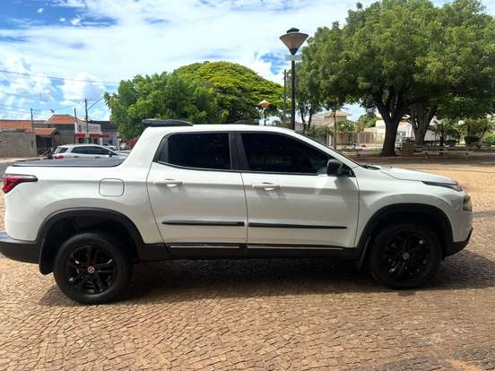 FIAT-TORO-1.8 16V EVO FLEX ENDURANCE AT6 FIAT-TORO-2018