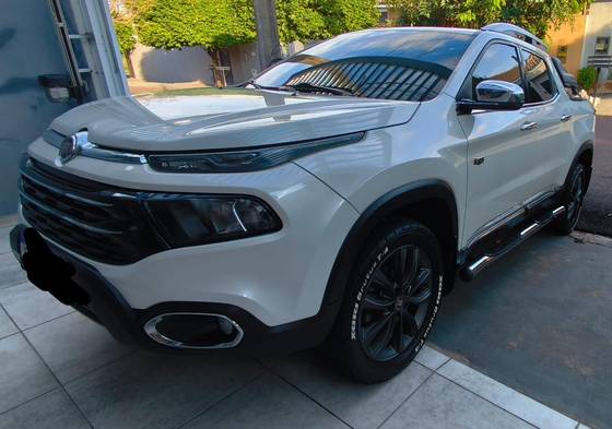 FIAT TORO 2.0 16V TURBO DIESEL RANCH 4WD AT9