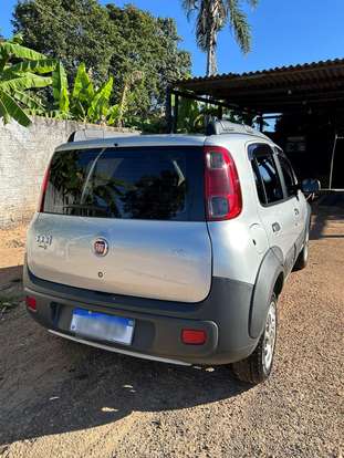 FIAT-UNO-1.0 EVO WAY 8V FLEX 4P MANUAL FIAT-UNO-2014