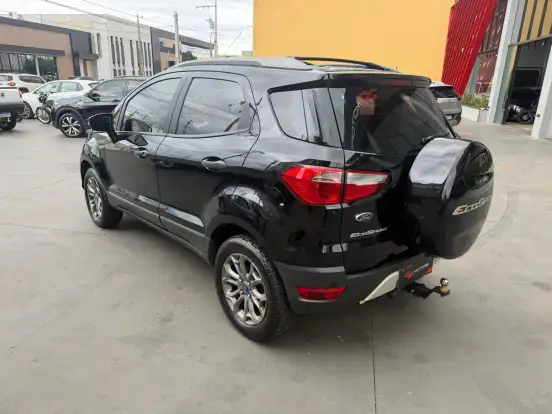 FORD-ECOSPORT-2013