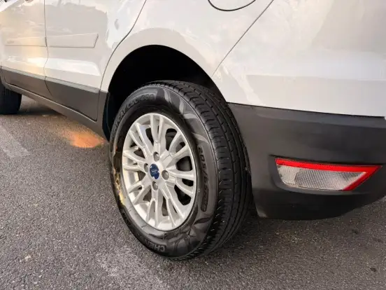FORD-ECOSPORT-2017