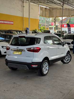 FORD-ECOSPORT-2020
