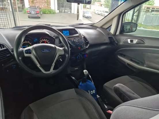 FORD-ECOSPORT-2013