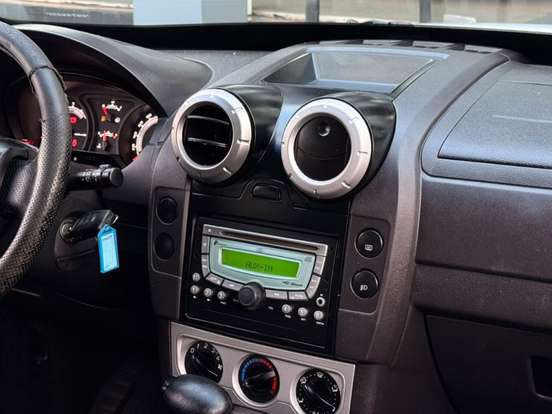 FORD-ECOSPORT-2012