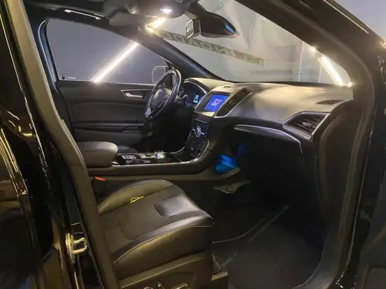 FORD-EDGE-2019