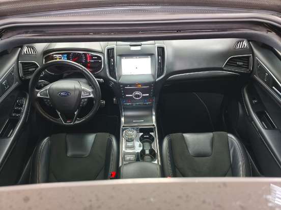 FORD-EDGE-2018