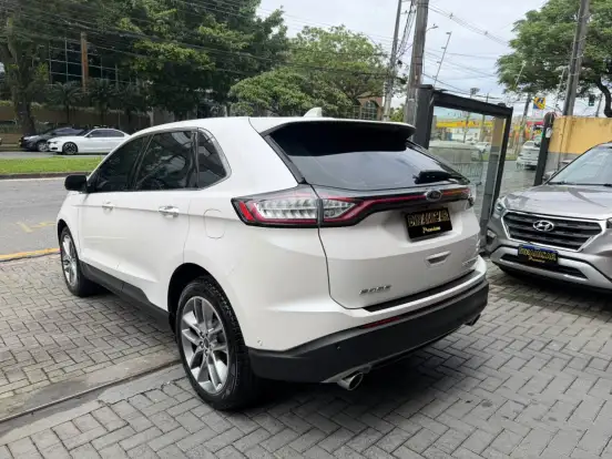 FORD-EDGE-2016