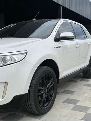 FORD-EDGE-2012