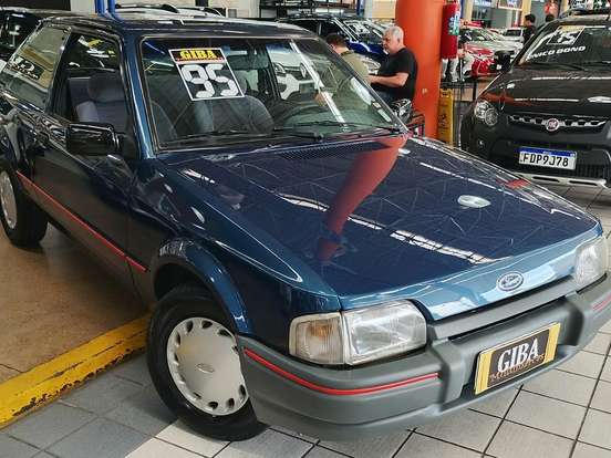 FORD-ESCORT-1.0 HOBBY 8V GASOLINA 2P MANUAL FORD-ESCORT-1995