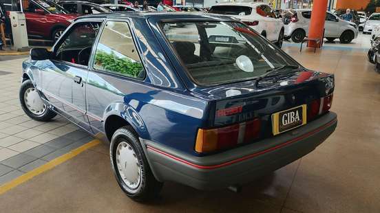 FORD-ESCORT-1995