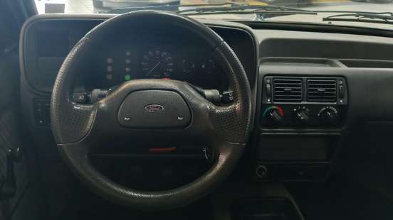 FORD-ESCORT-1995