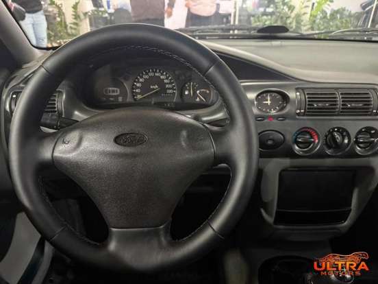 FORD-ESCORT-1998